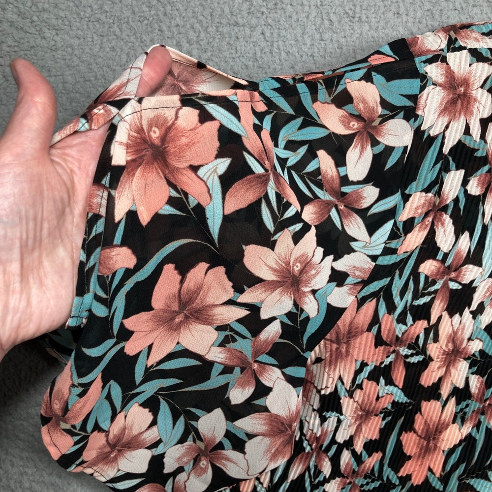 Catherines Floral Tunic Blouse Women 3X Black Peach Pleated Split Flutter Sleeve - Picture 6 of 8